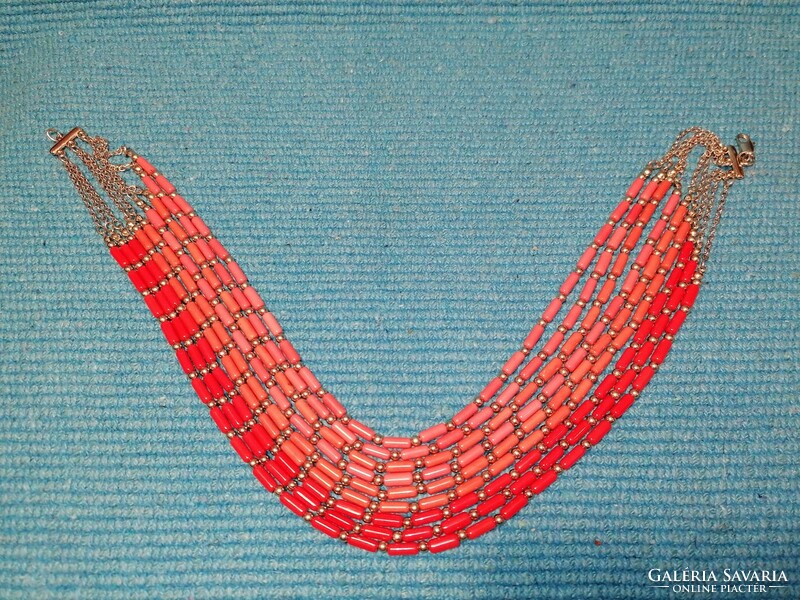 Coral multi-row necklace (498)