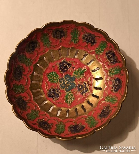 Indian enameled copper bowl. Size: 10 cm.