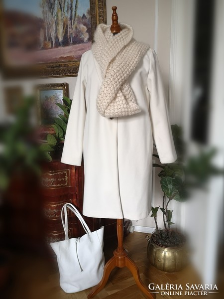 Milk white scarf, knitted, berry, thick round scarf 100% acrylic