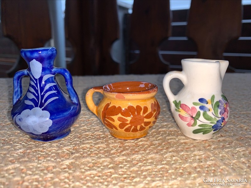 Miniature folk ceramics for dollhouses, dollhouse accessories