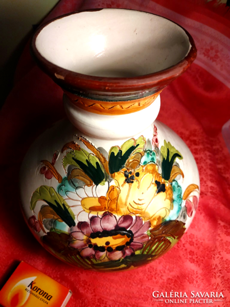 Csodálatos kerámia váza