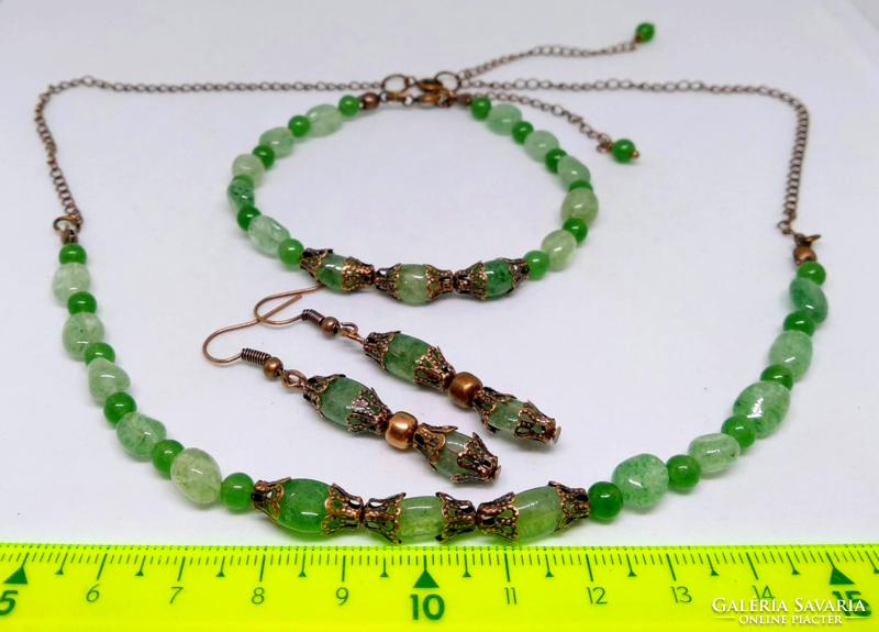 Green quartz and agate bracelet-earring-necklace set