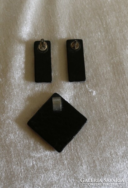 A set purchased in a jewelry store made with a special process - earrings + pendant