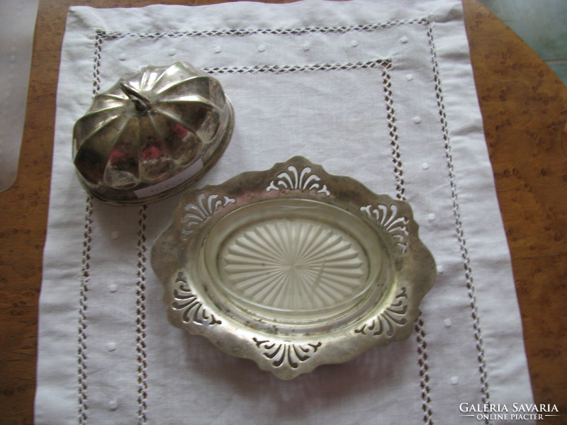 Patina silver-plated butter holder with glass insert