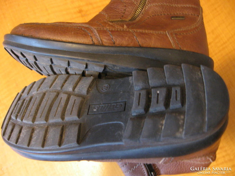 GALLUS bőr bundás , középbarna hótaposó cipő, bakancs 40