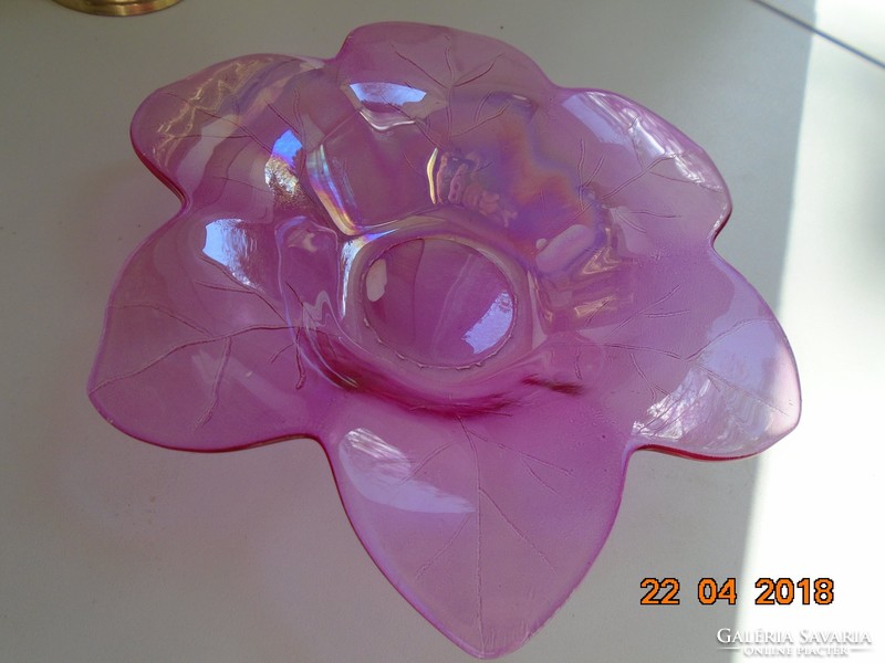 Irizáló rózsaszín virág formájú üveg dísztál 21 cm