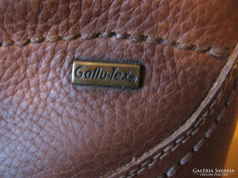Gallus leather fur, medium brown snowshoes, boots 40