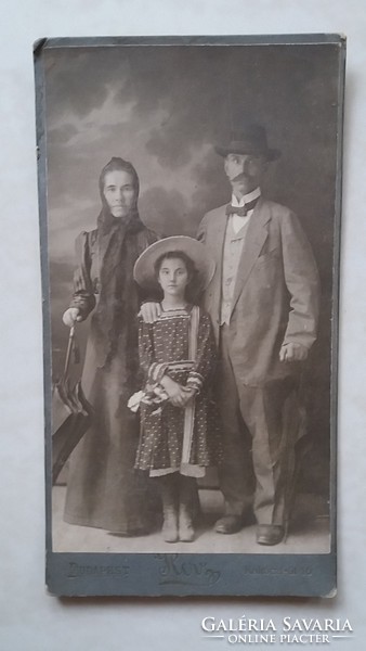 Antik családi fotó Herz Henrik fotográfus Budapest régi műtermi fénykép