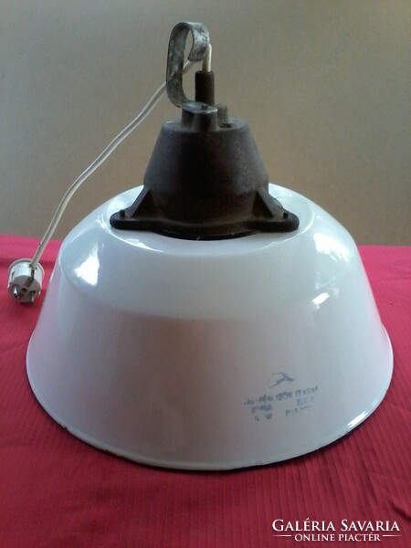 Szarvas industrial lamp