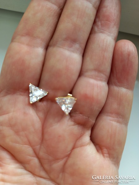14K yellow gold diamond cut zirconia fulbevalo