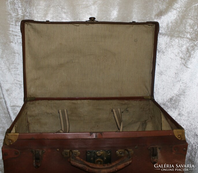 Antique suitcase, suitcase, travel bag in found condition, 56x35x22 cm