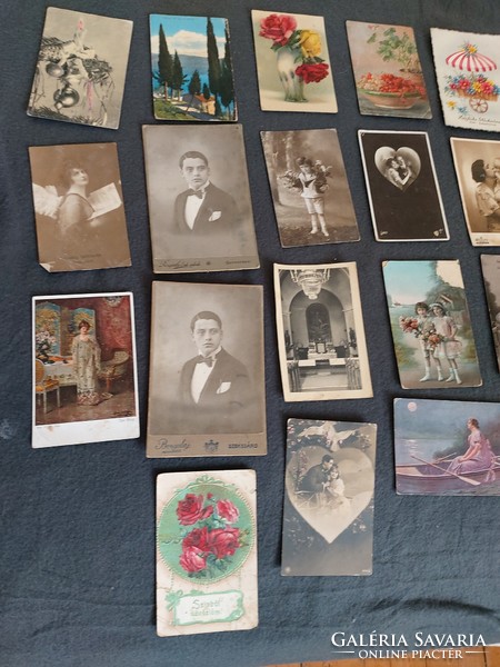 Antik papírrégiség ,képeslapok fényképek