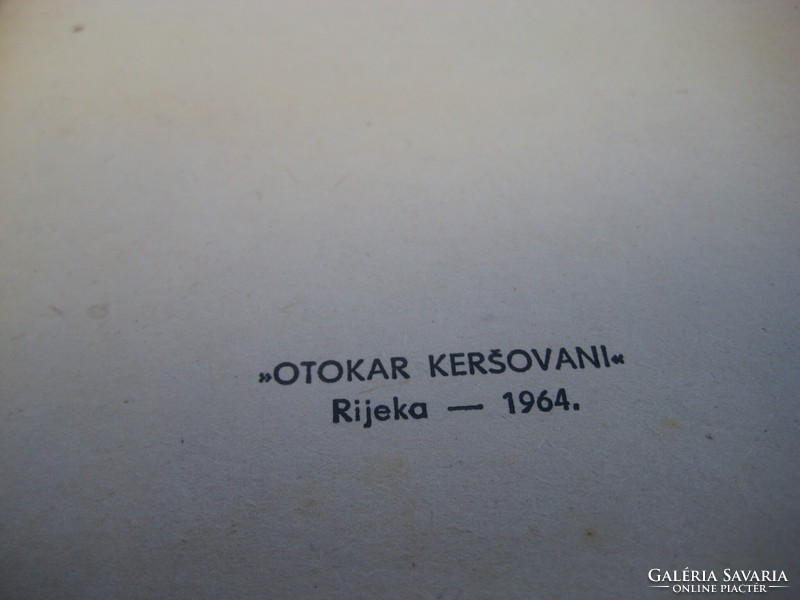 Dumas regény  : Kraljicin  Derdan      I- II kötet  1964 , kemény kötéssel