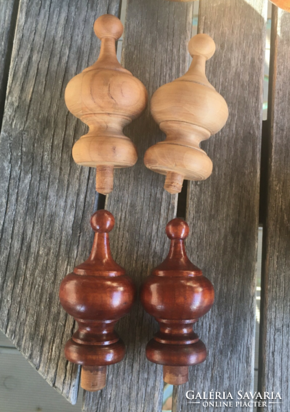 Turned furniture part, top decoration, end closing element/pair