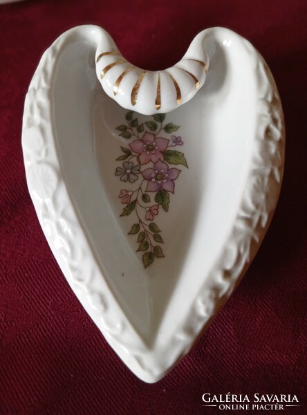 Zsolnay flower patterned heart-shaped jewelry holder
