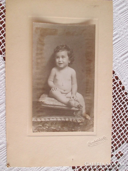 Gyermekfotó 1918-ból, Goszleth I. és fia műterméből