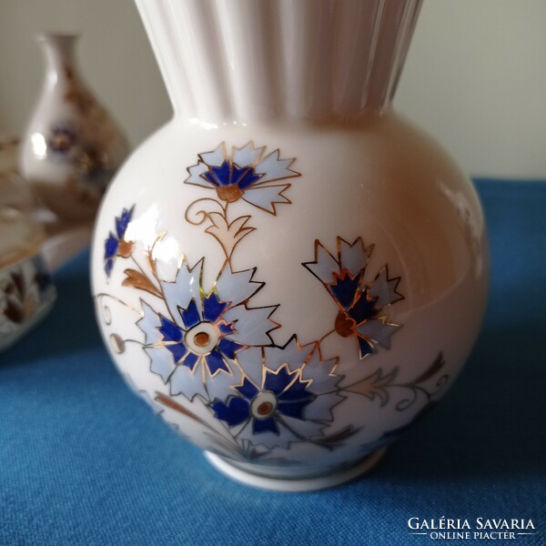 Zsolnay cornflower pattern vase, 13 cm high