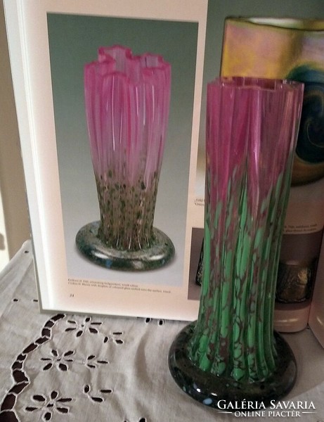 Very rare: Croatian marton: pink crocus vase - flawless, marked!