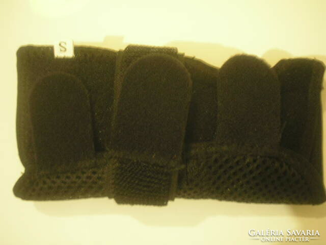 K new stiffened hand protector with velcro, also for sports accidents, size: s