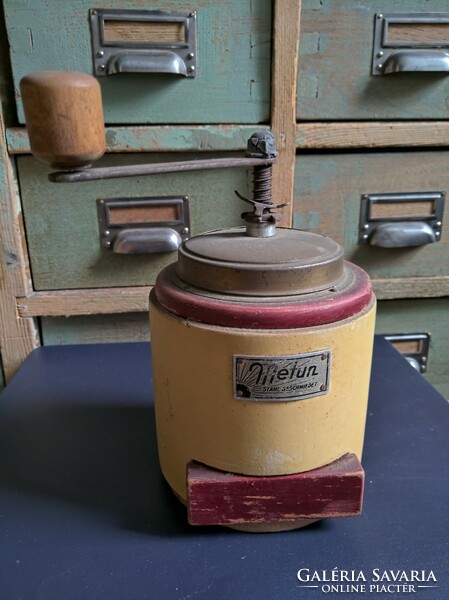 Metun coffee grinder