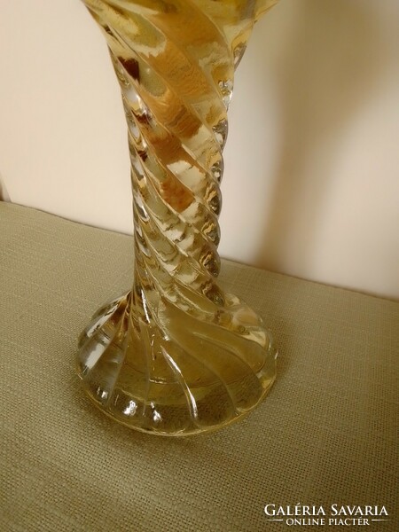 Hatalmas 51 cm antik régi asztali petróleum lámpa, különleges csavart üveg test és tartály