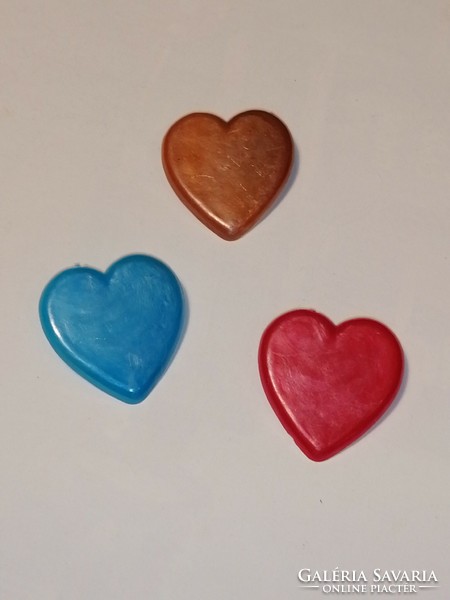 3 retro celluloid heart badges (519)