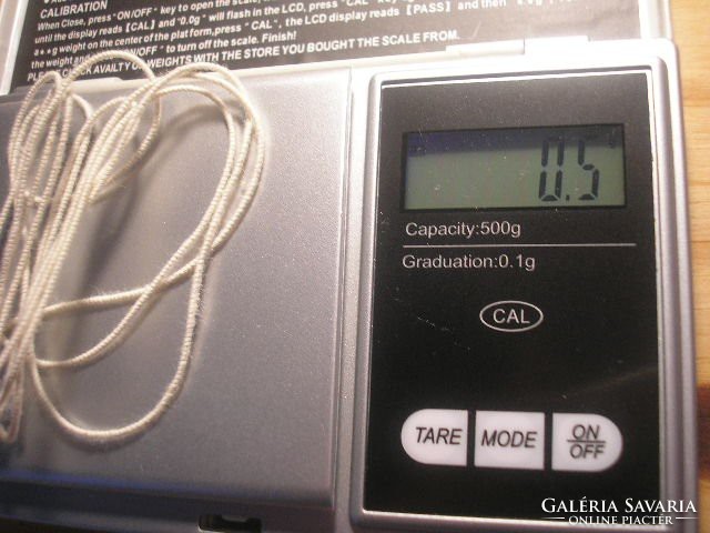 Maszk vagy ékszerkészítéshez Spéci Osztrák erős gumi 1mm-es 1 fm = 3 fm-ig  br: 207 gr 1 fm =0.5 gr