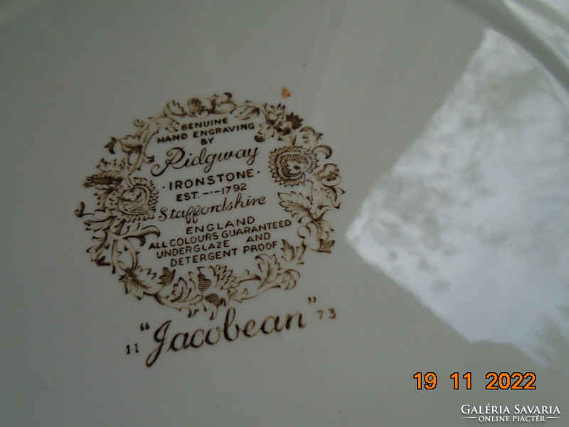 Neoreneszánsz JACOBEAN mintával polikróm tál az angol Ridgway cégtől