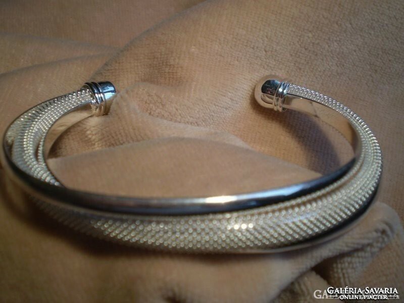 Discounted, decorative Italian bracelet