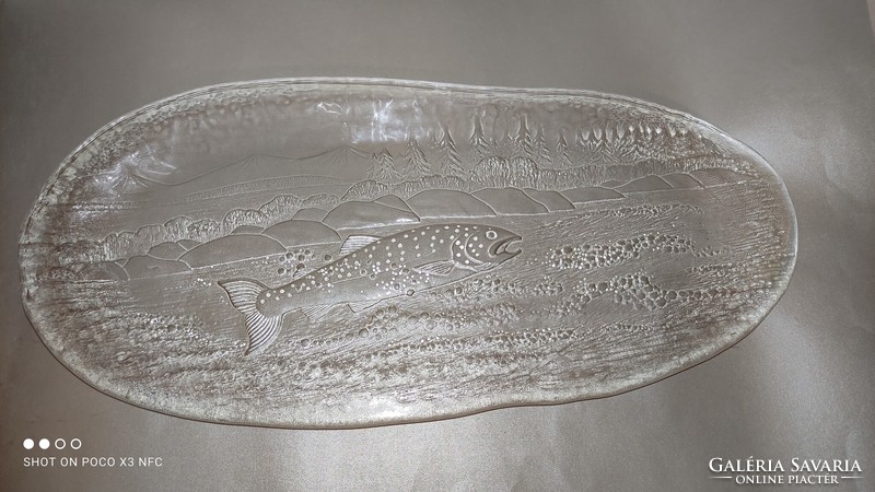 More than half a meter sweden nybro glass fish bowl fish offering marked original elegant