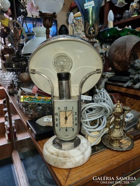 Old mofem clock lamp