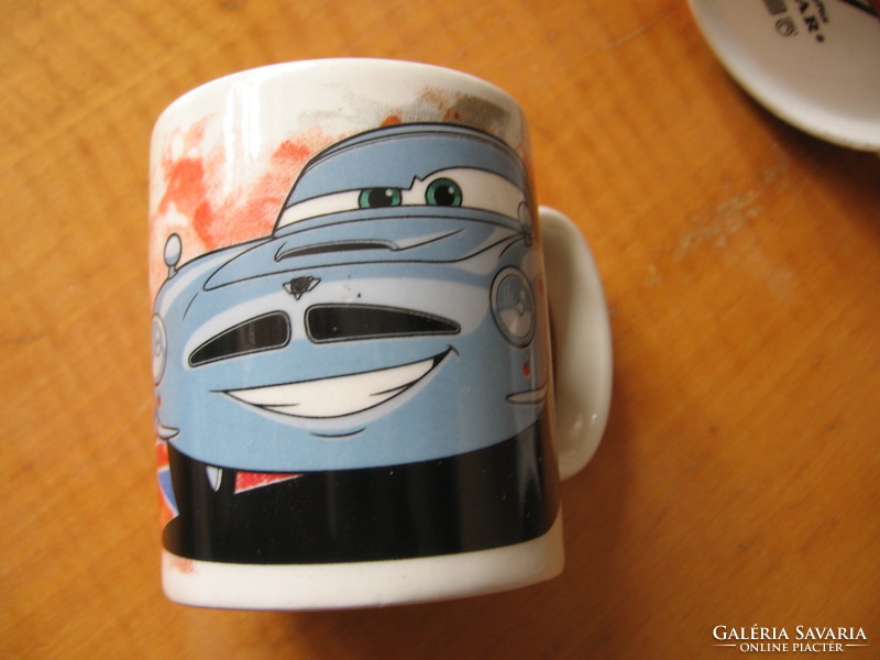 Verdák Disney Pixar porcelán 2 tányér, 3 csésze csomag