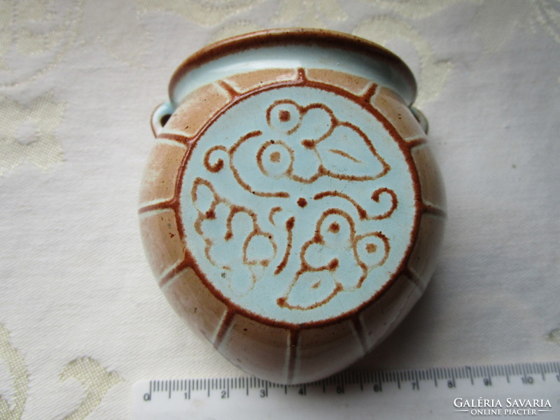 Ceramics that can be used as marked holy water containers