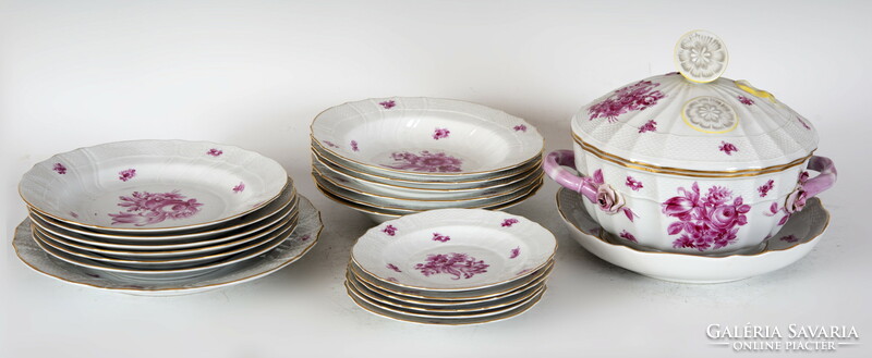 Herend pink tableware with appony pattern