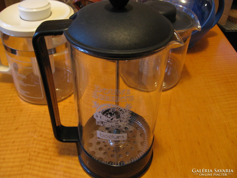 Fekete tetejű BODUM kávé, tea prés, francia kávéfőző, Douwe Egberts