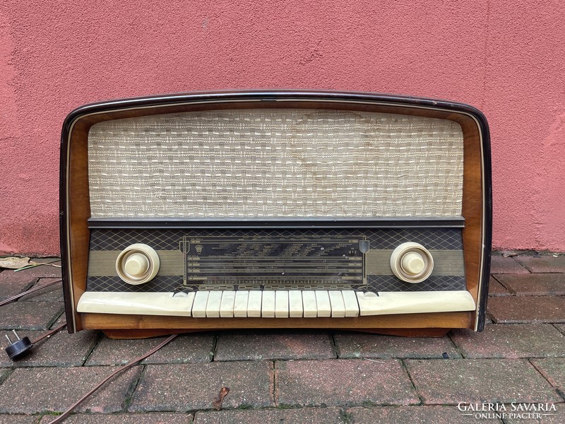 Retro orion lark radio antique ar 612