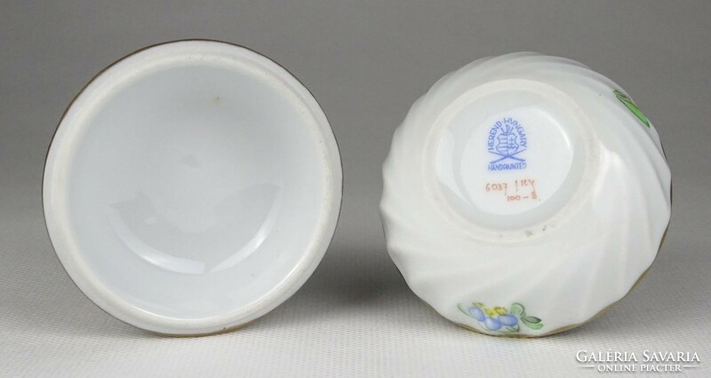 1L613 Herend porcelain bonbonier with tulip pattern