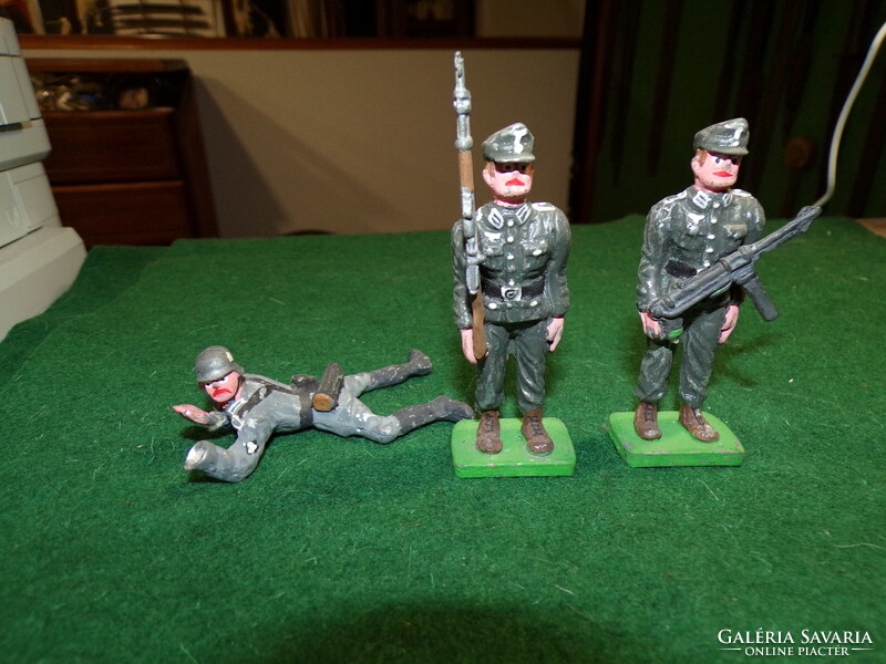 II. Vh German lead soldiers - 3 pcs