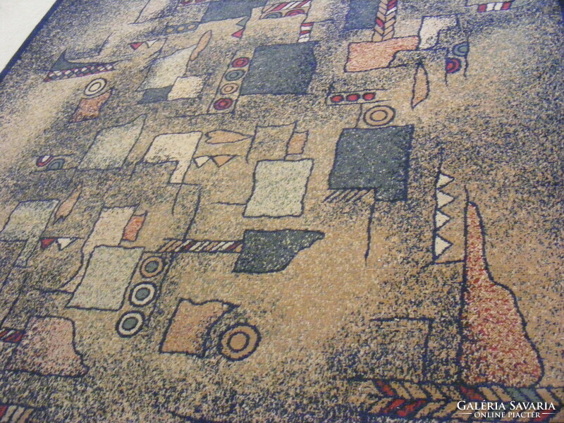 Retro abstract patterned carpet 250 x 334 cm