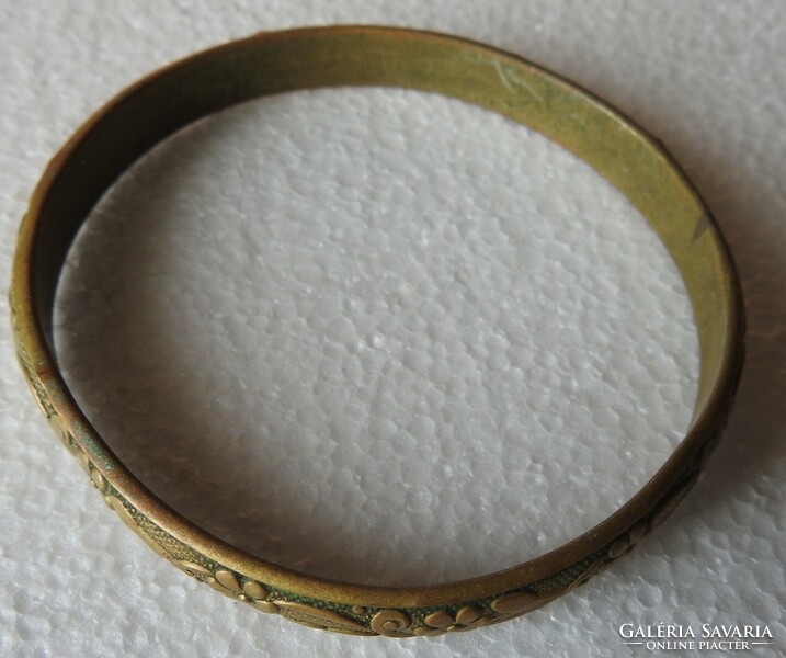 Antique copper flower pattern bracelet