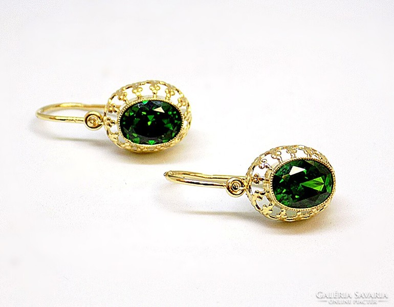 Green stone earrings (zal-au95376)