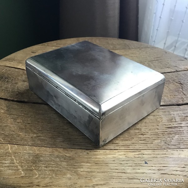 Antik dianás ezüst cigaretta doboz rejtett nyitógombbal 419 gramm bruttó