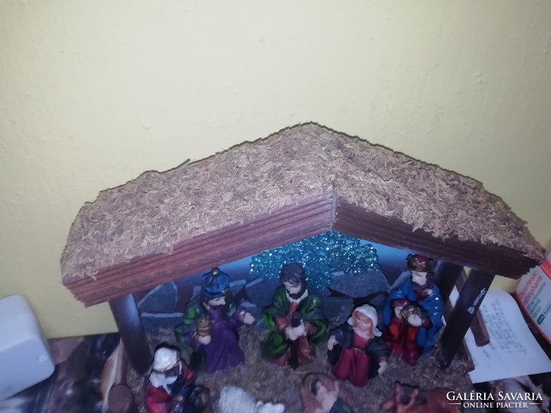 Christmas nativity scene with figures 25 cm x 18 cm
