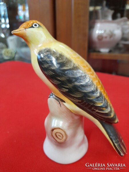 Bodrogkeresztúr hand-painted ceramic bird.