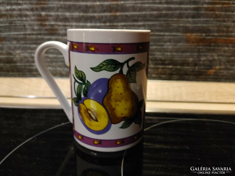 A particularly beautiful plum-pear cup mug