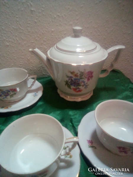 Zsolnay teás készlet  4 személyes  (12db)