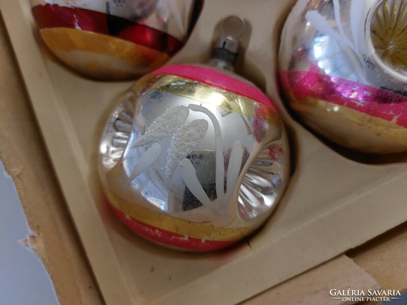 Régi üveg karácsonyfadísz színes behúzott csíkos gömb üvegdísz