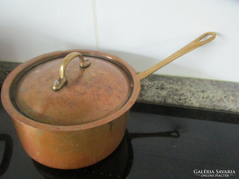 Very old and heavy red copper pot pressure cooker + lid chef's favorite kitchen equipment