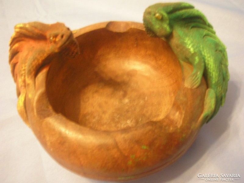 U12 salamander 2 ornate antique wood carved ashtray rarity