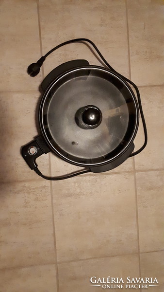 Alpina electric pressure cooker with original box